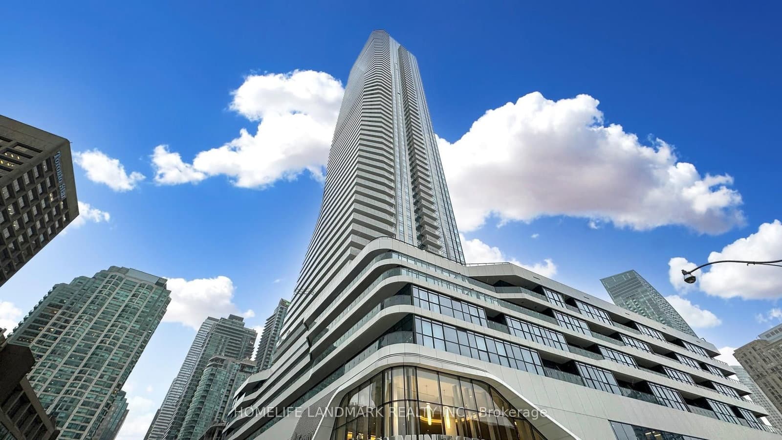 28 Freeland Street, Unit 3509