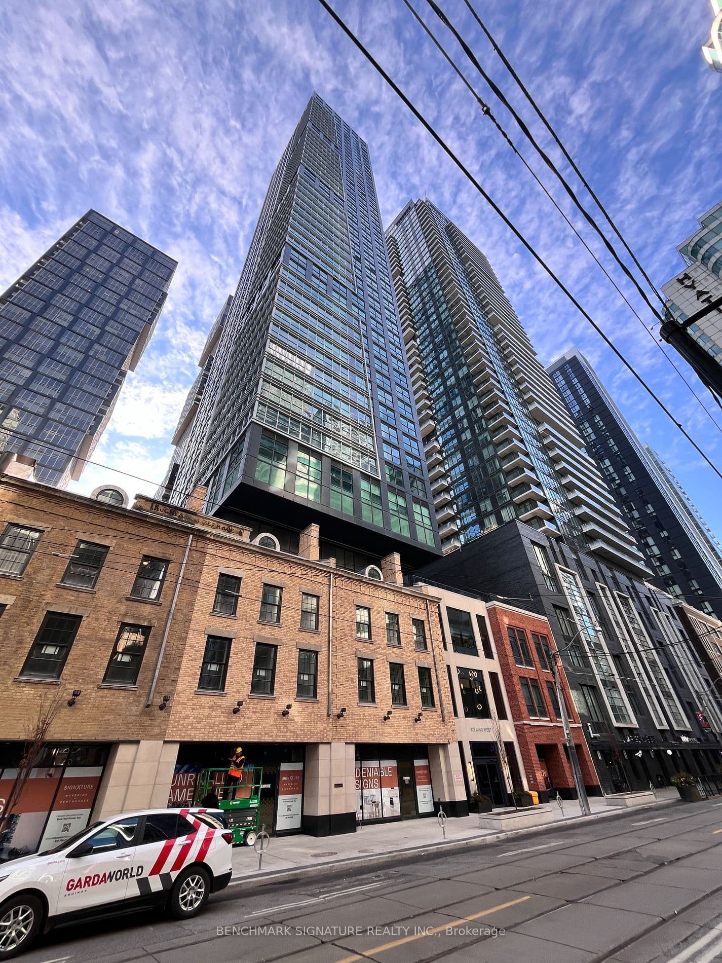 327 King Street W, Unit 3504