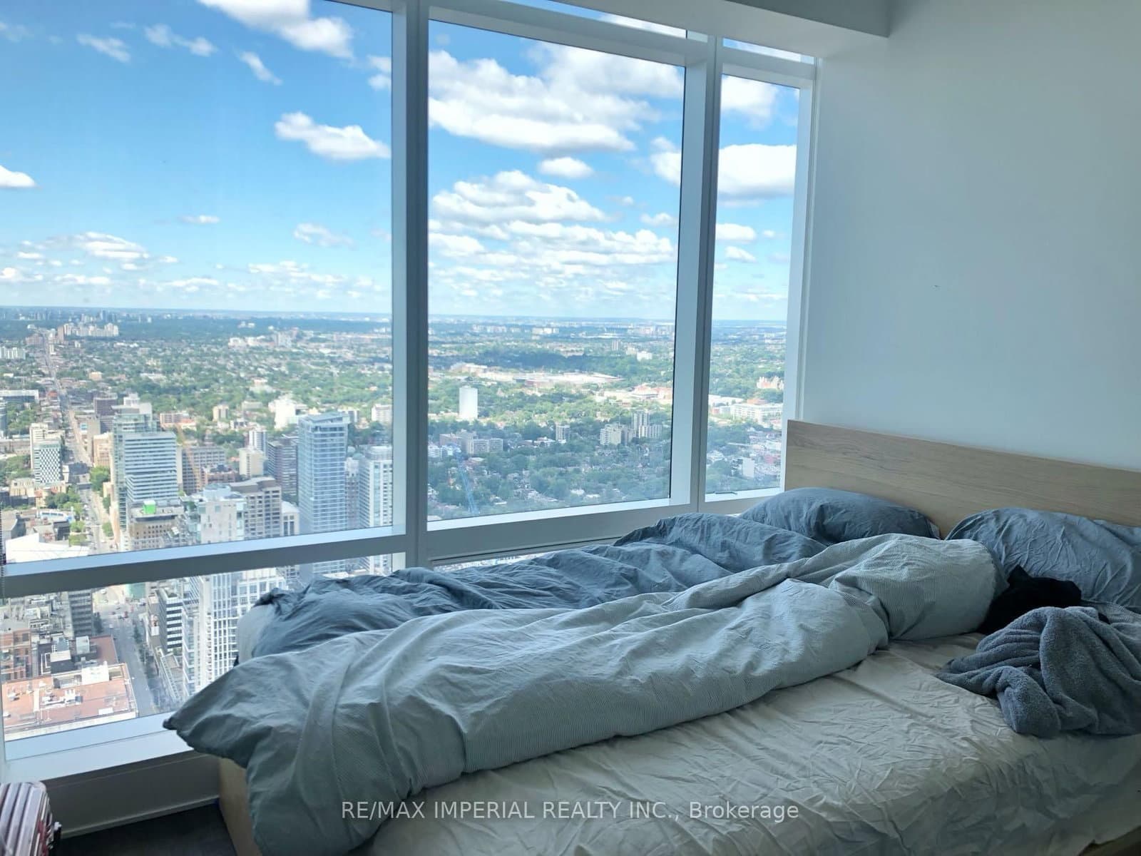 1 Bloor Street, Unit 6008