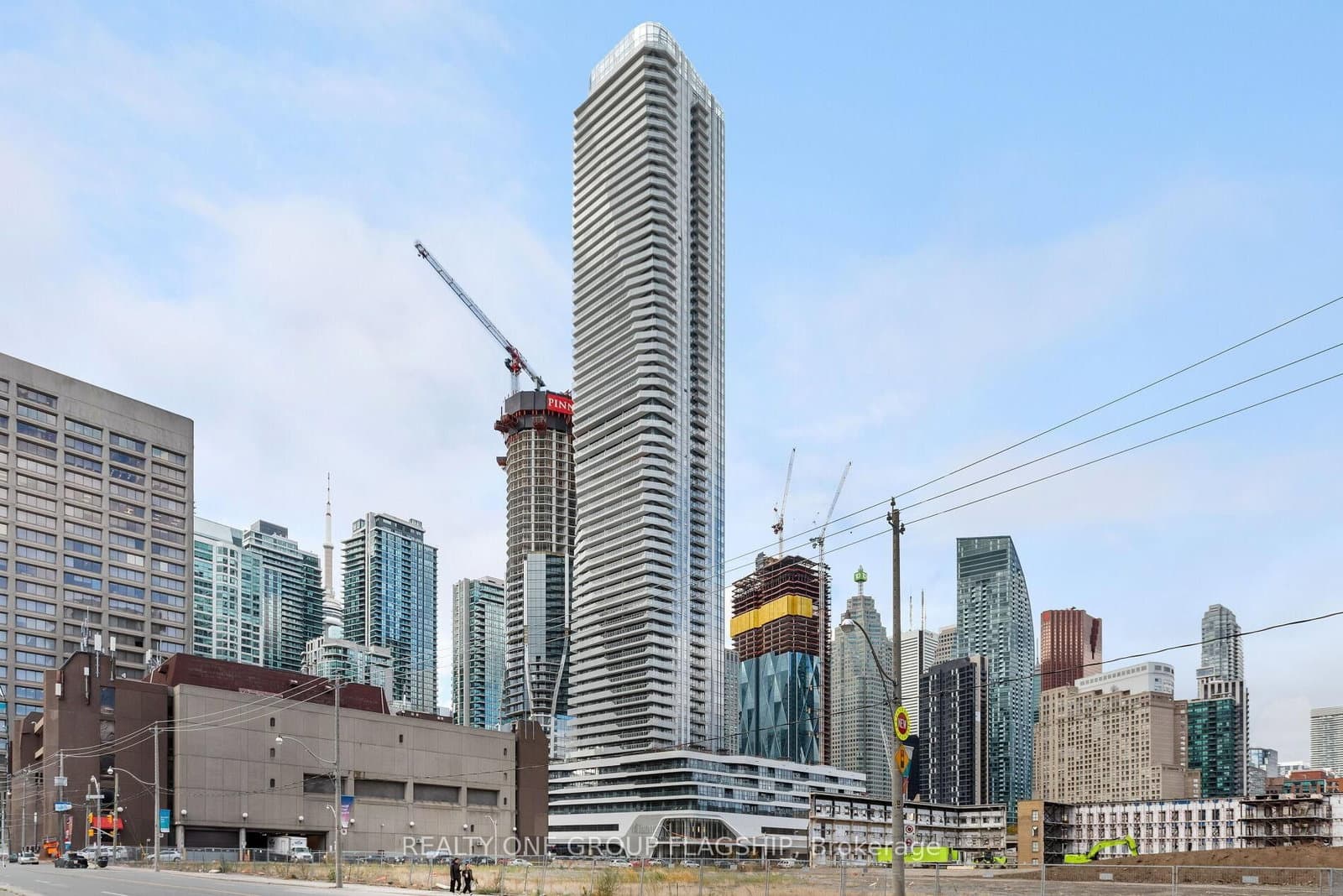 28 Freeland Street, Unit 1609