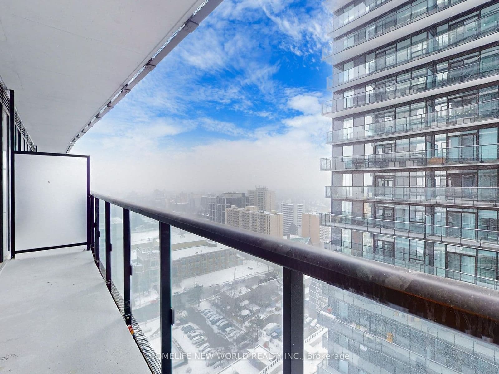 117 Broadway Avenue, Unit 2113