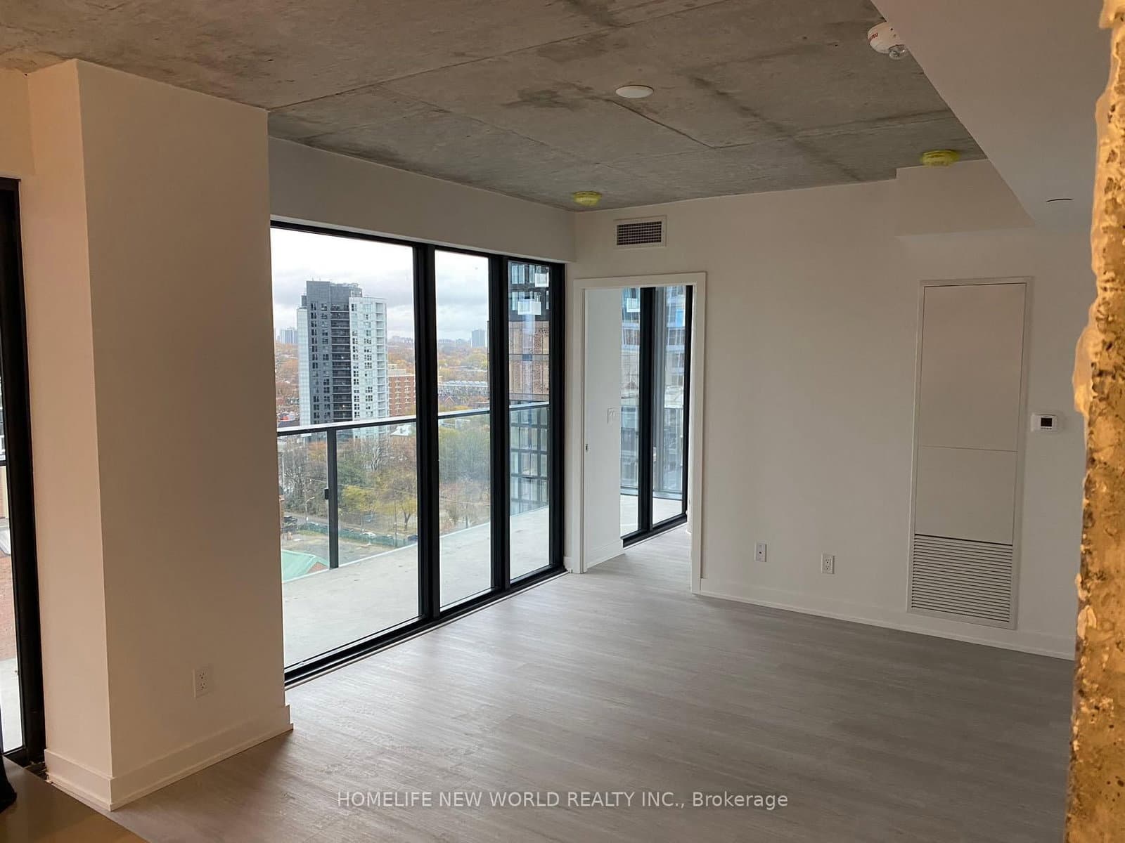 47 Mutual Street, Unit 1605