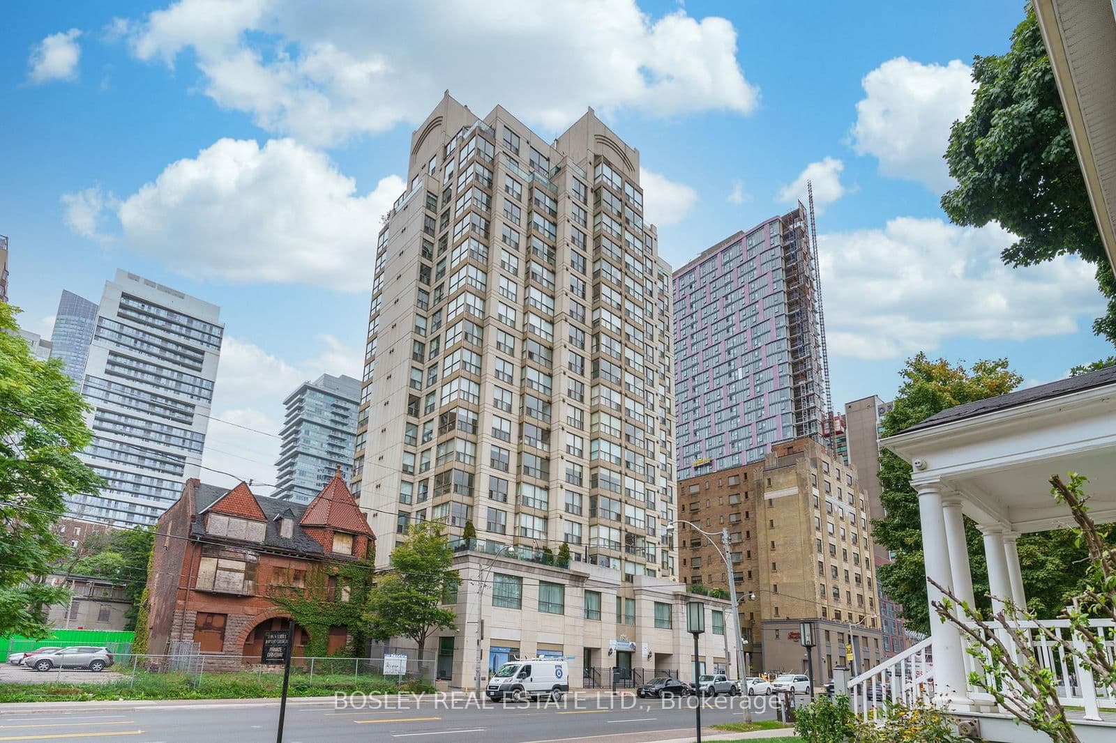 298 Jarvis Street, Unit 601