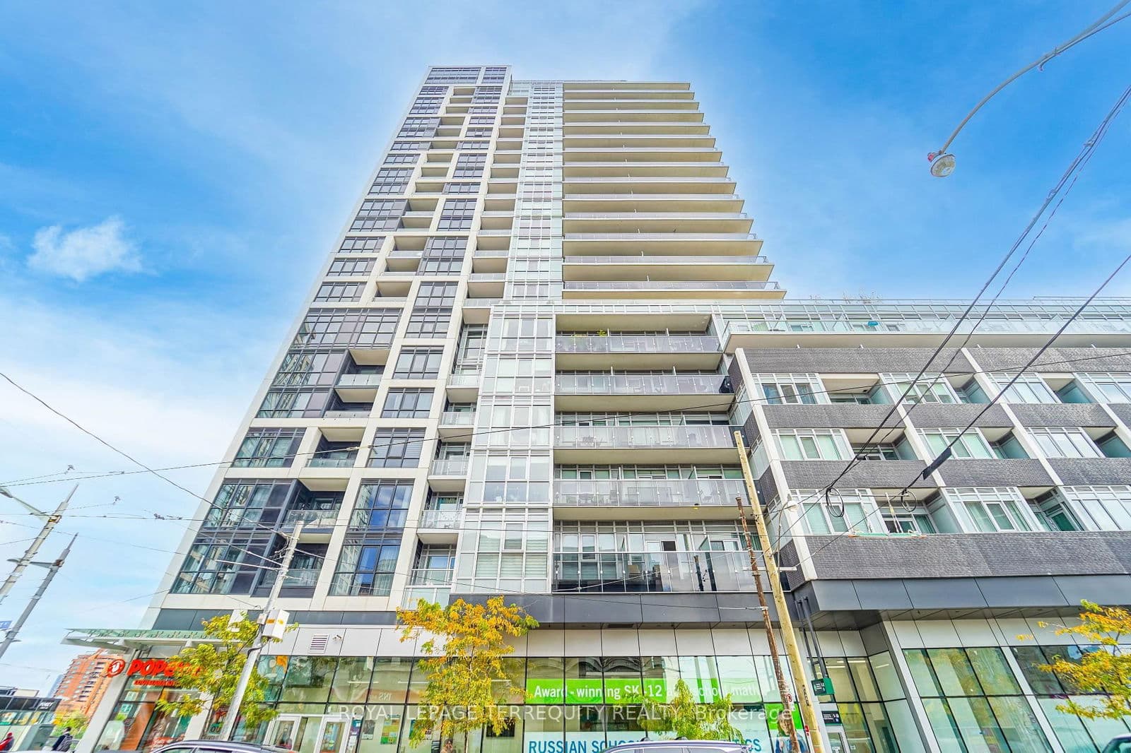501 St. Clair Avenue W, Unit 301