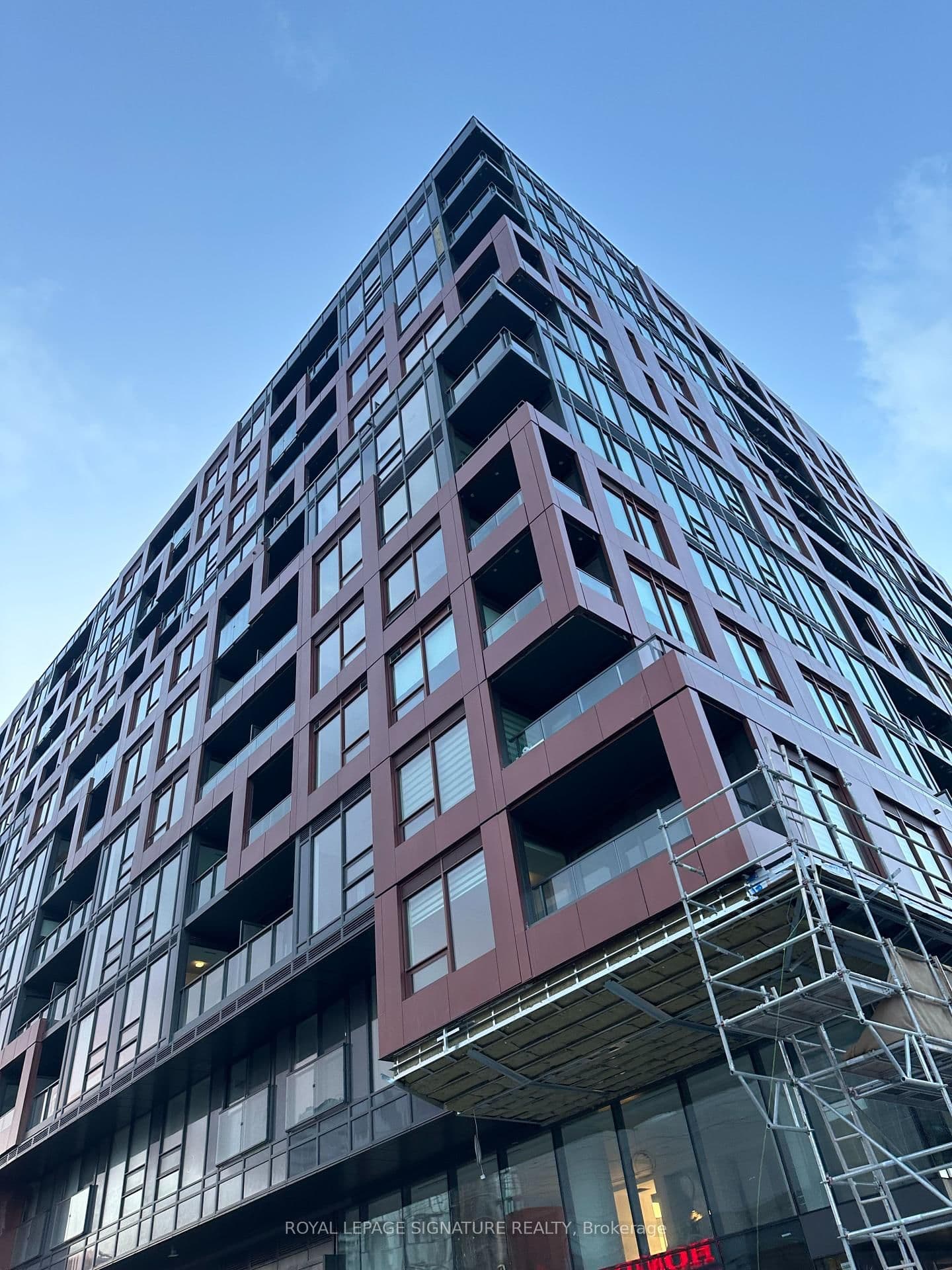 28 Eastern Avenue, Unit 406