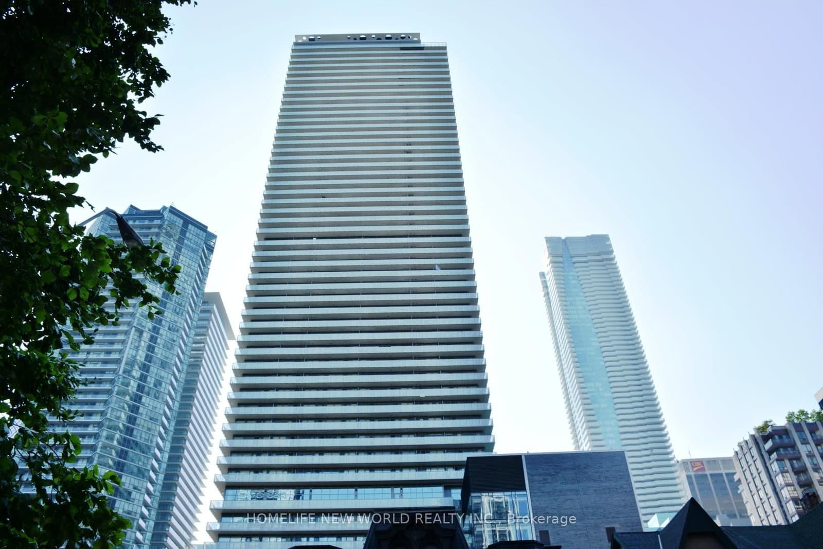 50 Charles Street E, Unit 1804