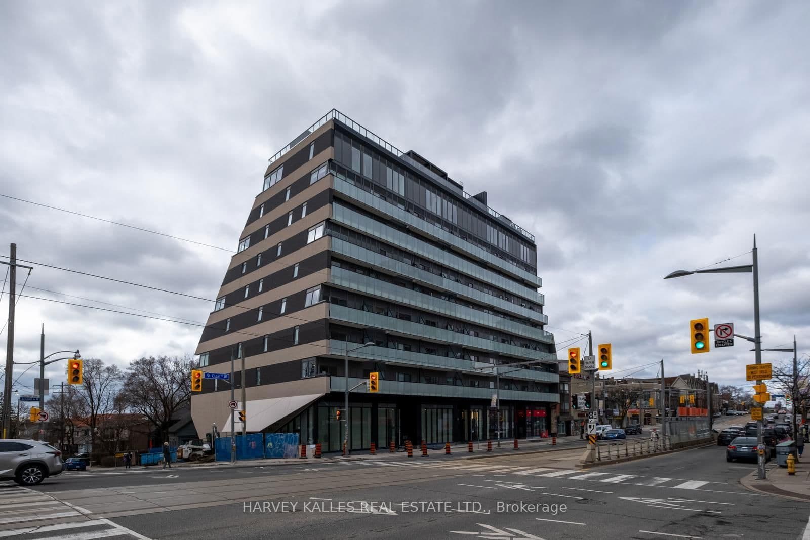 863 St Clair Avenue W, Unit 309
