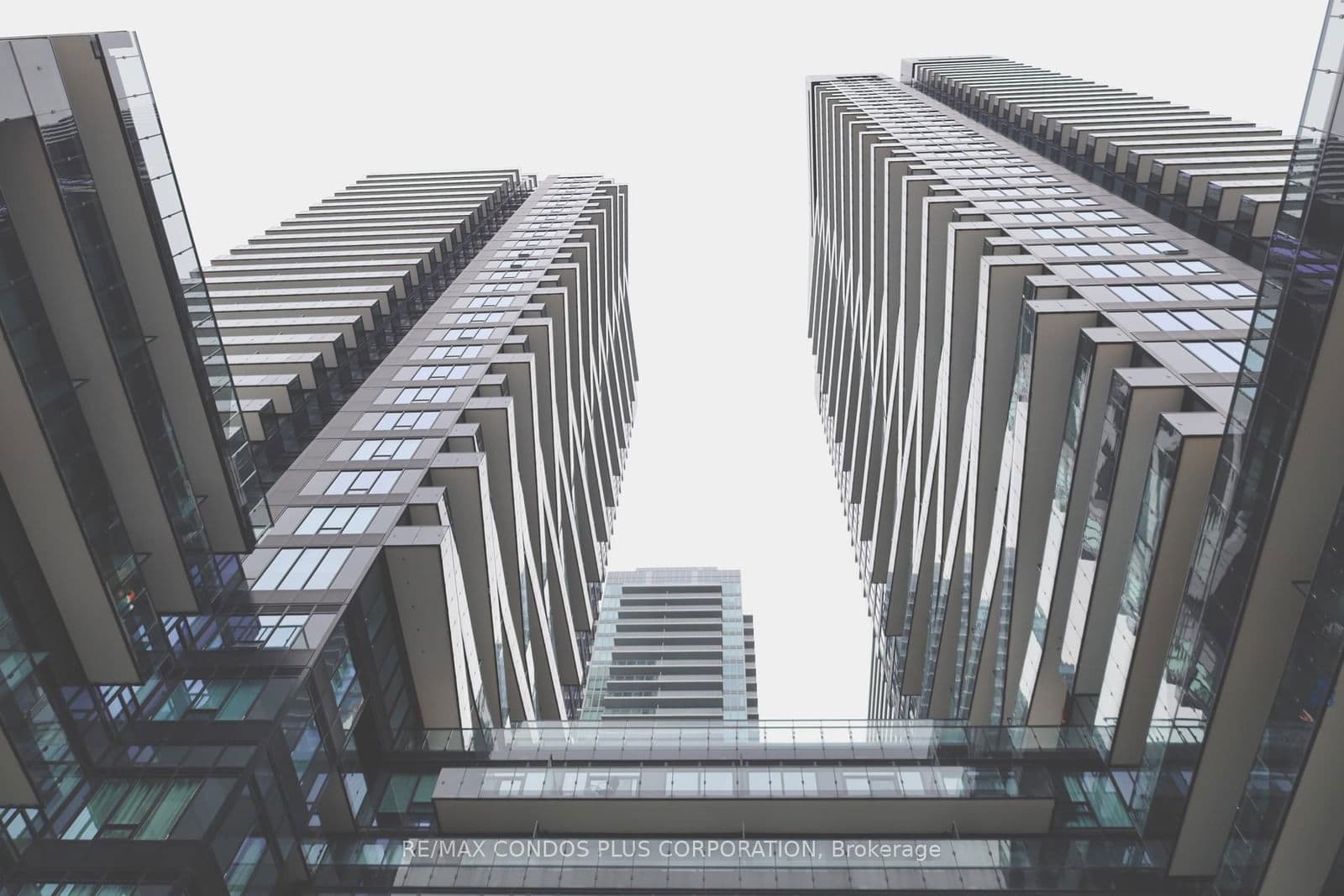 127 Broadway Avenue, Unit 3103