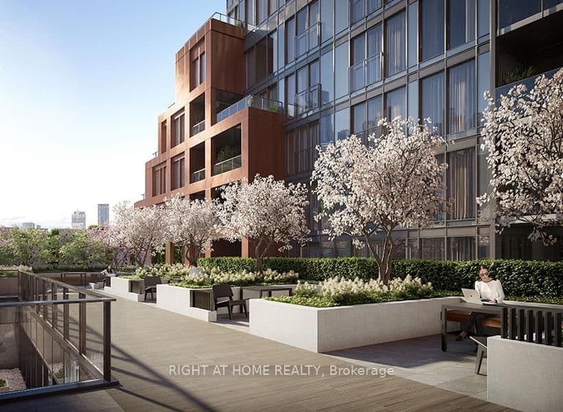 28 Eastern Avenue, Unit 911