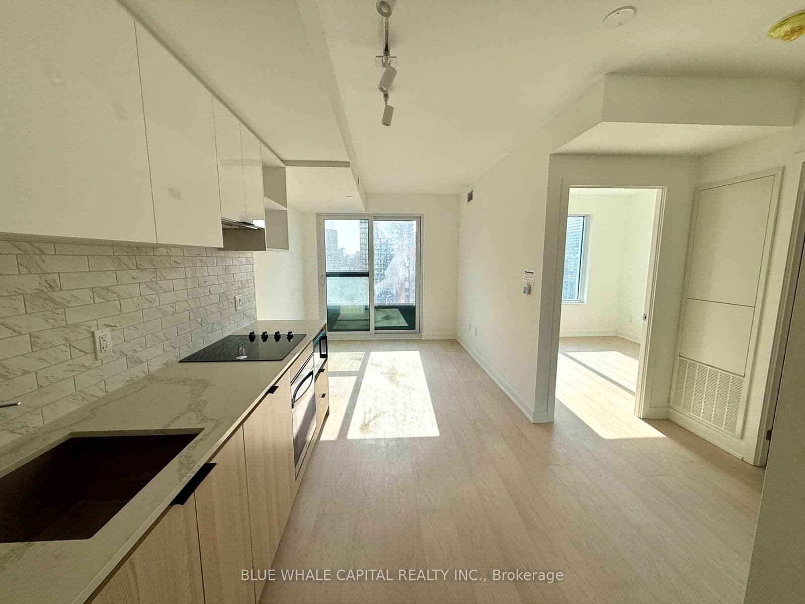 252 Church Street, Unit 1816