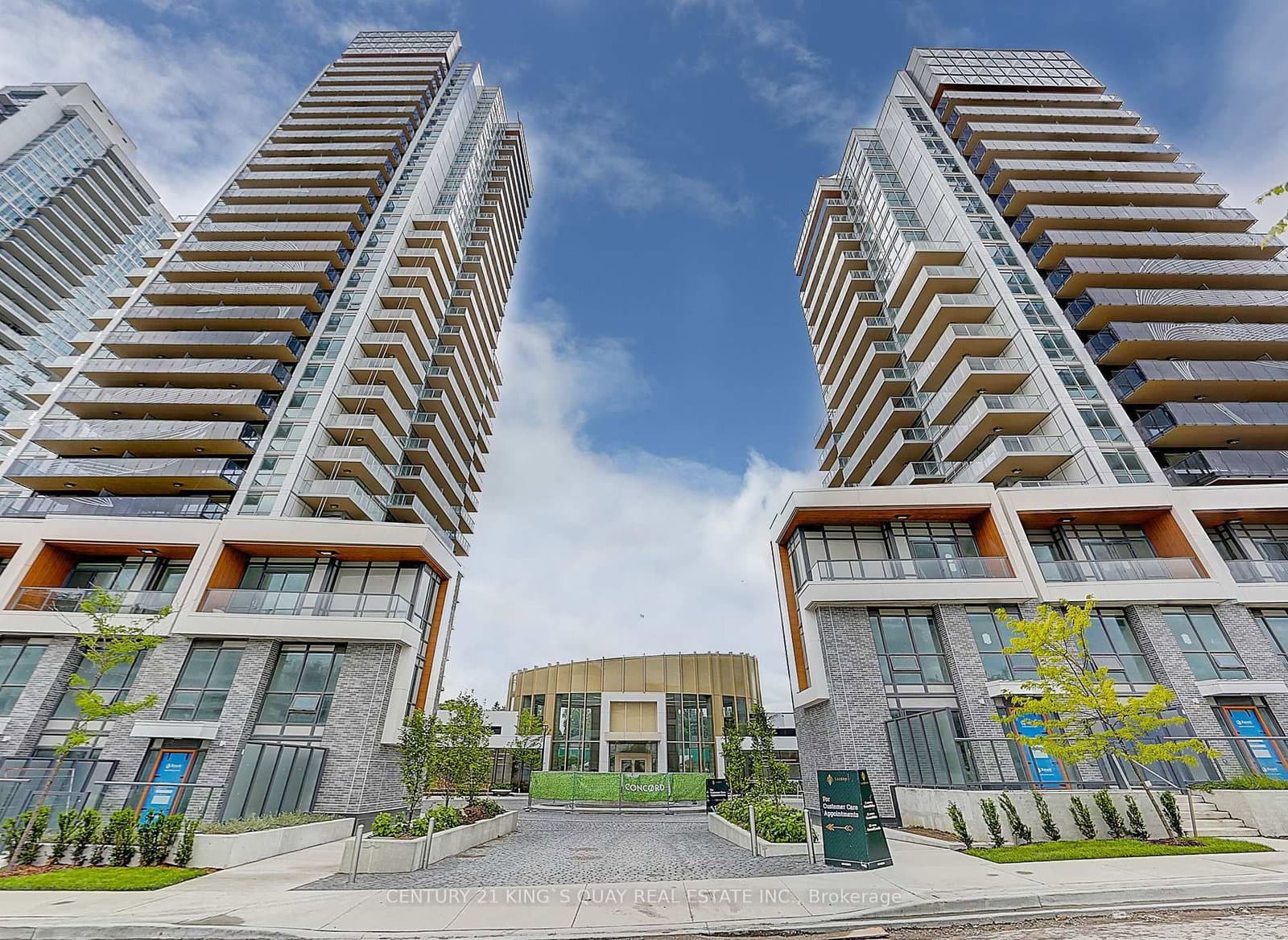 27 Mcmahon Drive, Unit 3107