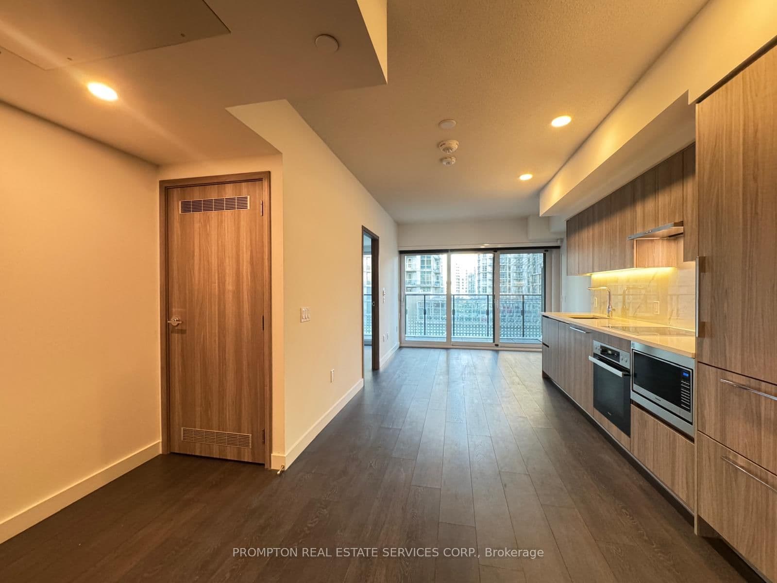 1 Concord Cityplace Way, Unit 318