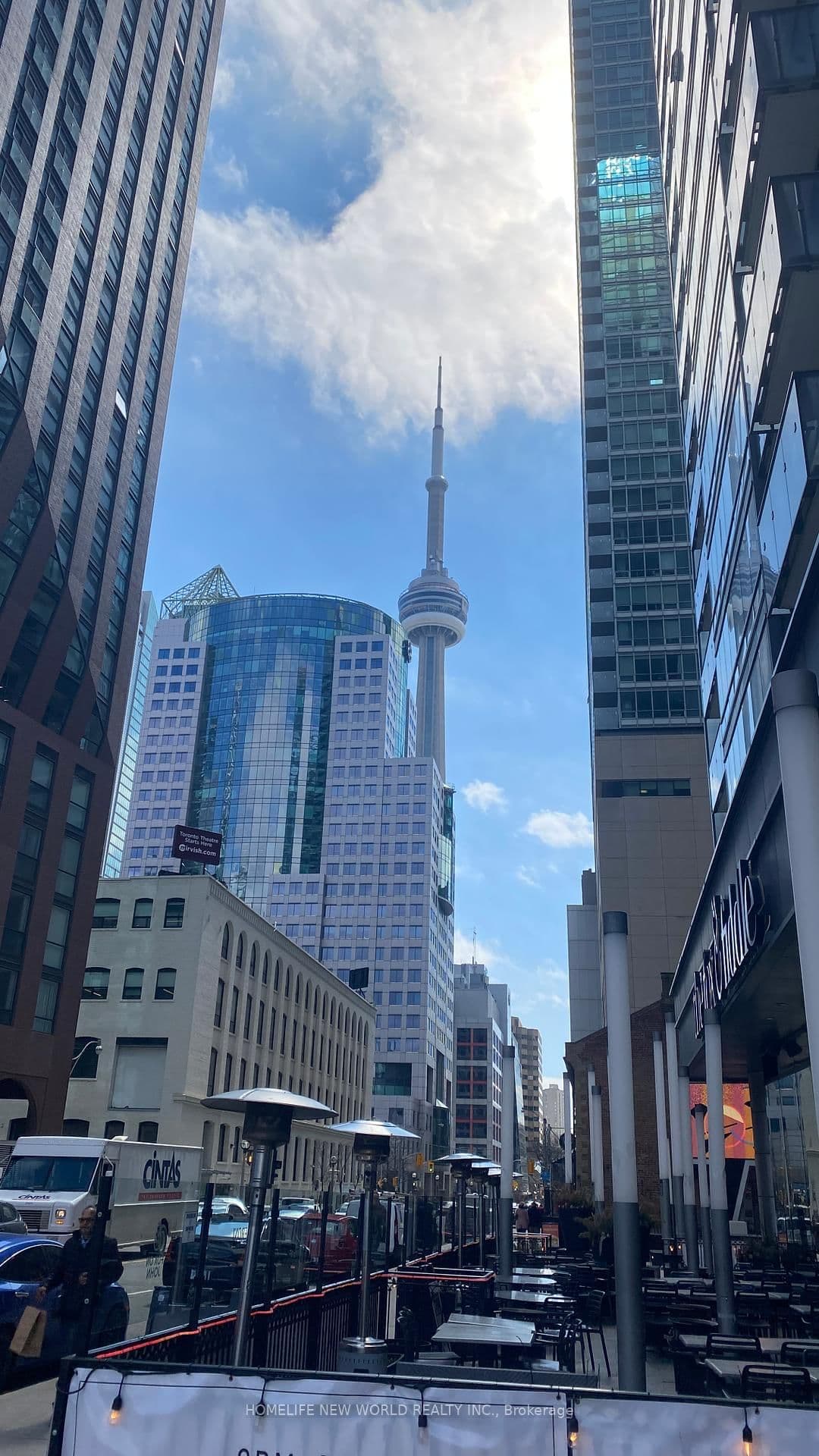 327 King Street W, Unit 2701