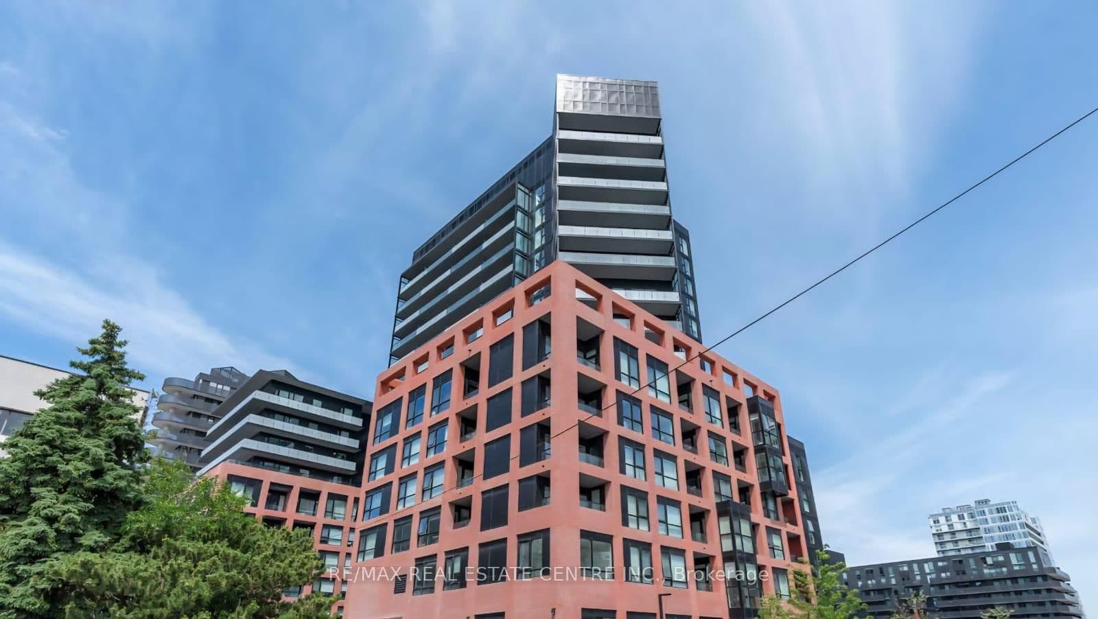 8 Tippett Road, Unit 405