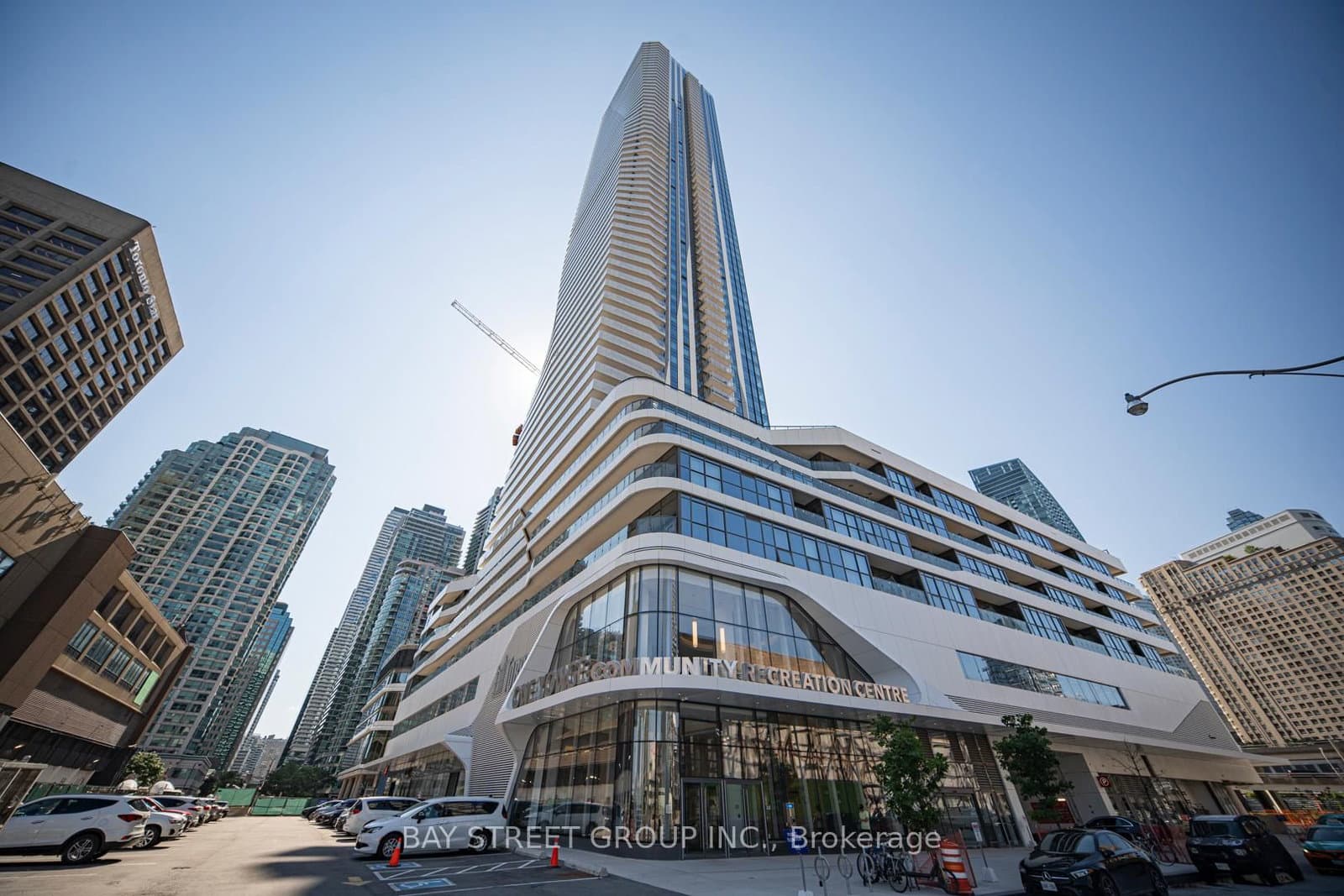28 Freeland Street, Unit 2103