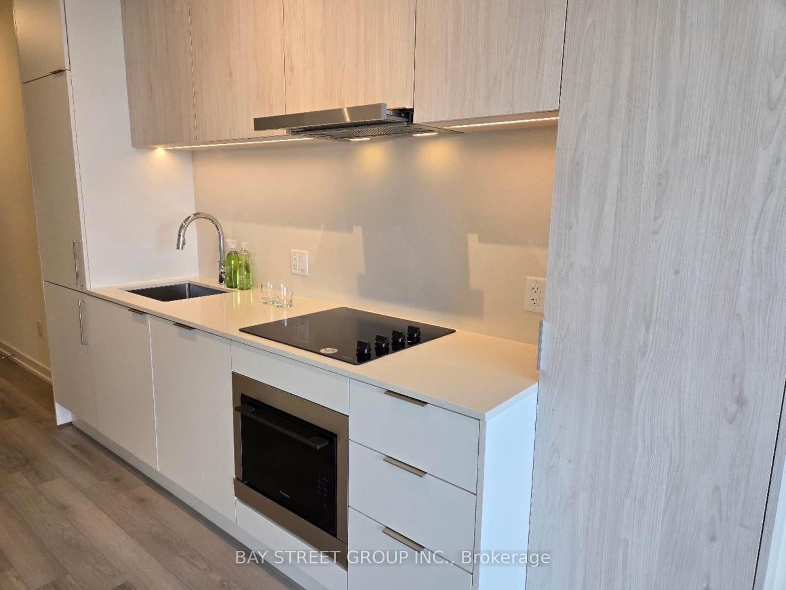 89 Church Street, Unit 3805