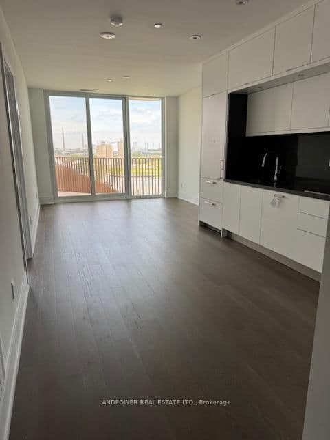 155 Merchants' Wharf, Unit 909