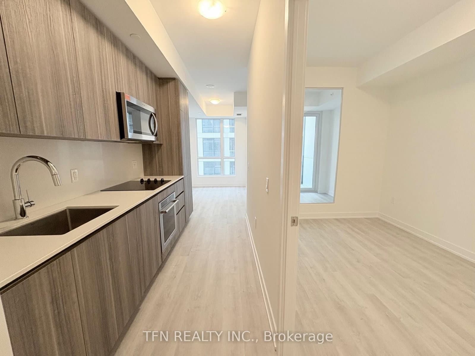 15 Richardson Street, Unit 607