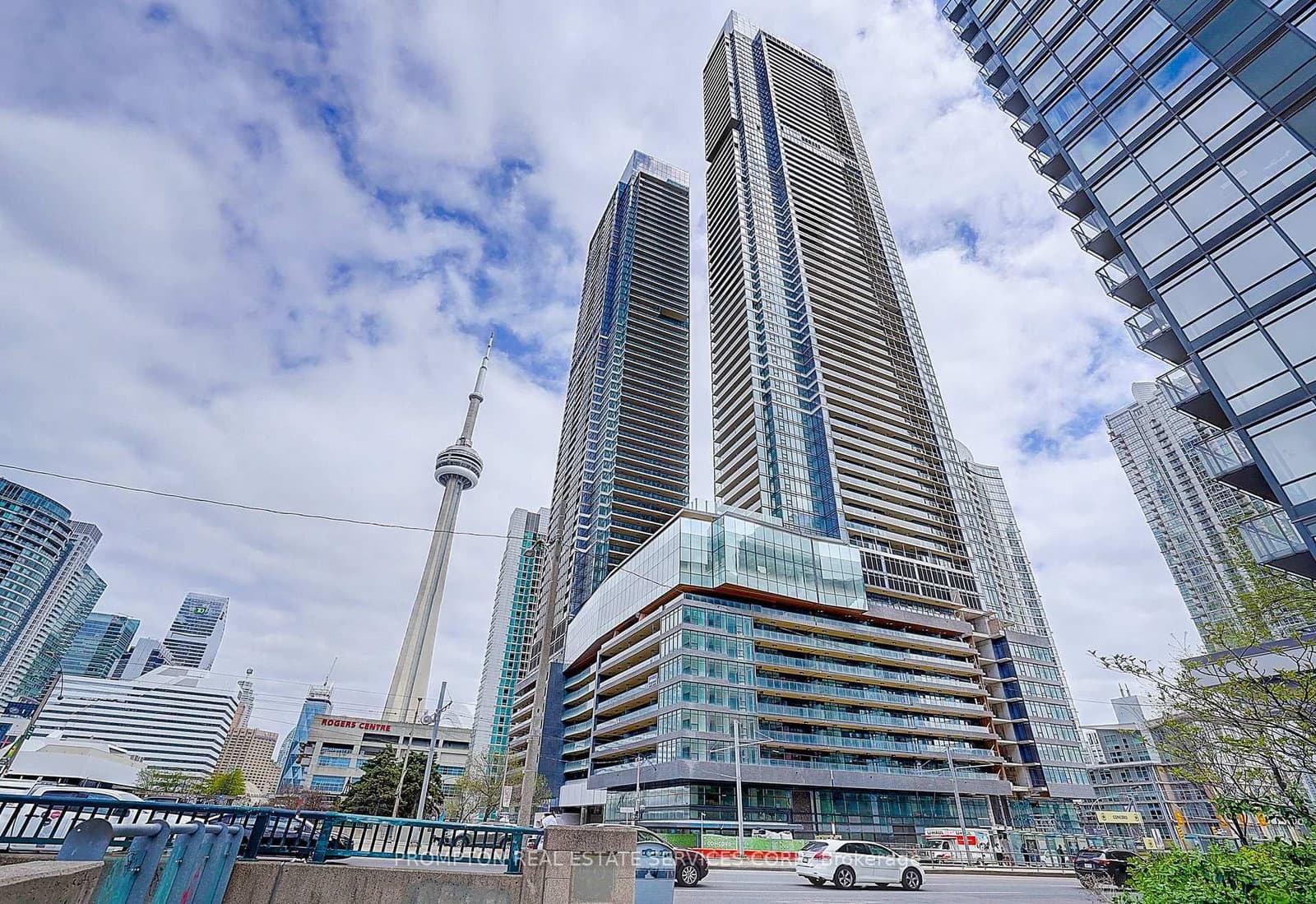 3 Concord Cityplace Way, Unit 2707