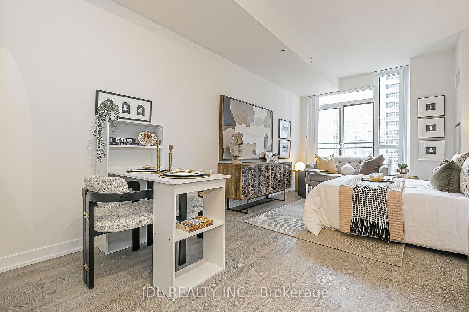 99 John Street, Unit 3006