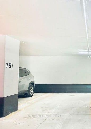 #Parking P757 - 36 Forest Manor Road