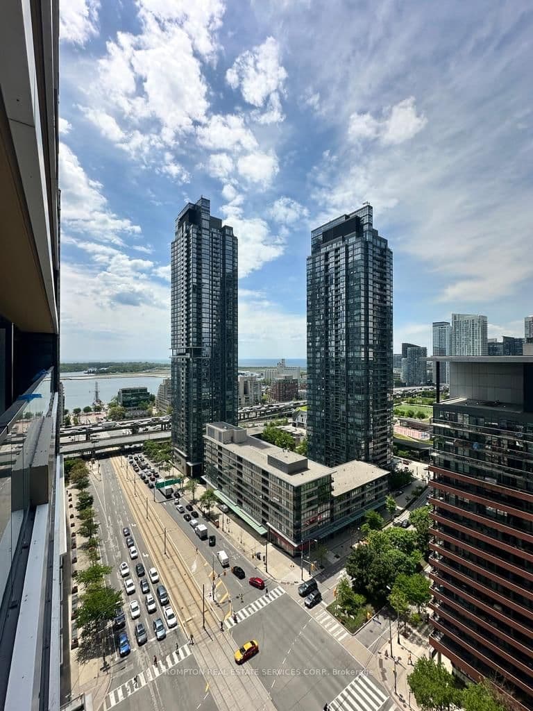 3 Concord Cityplace Way, Unit 2101