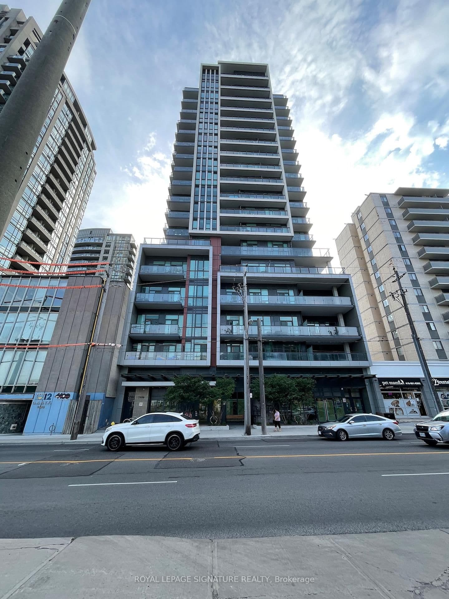 1486 Bathurst Street, Unit 904