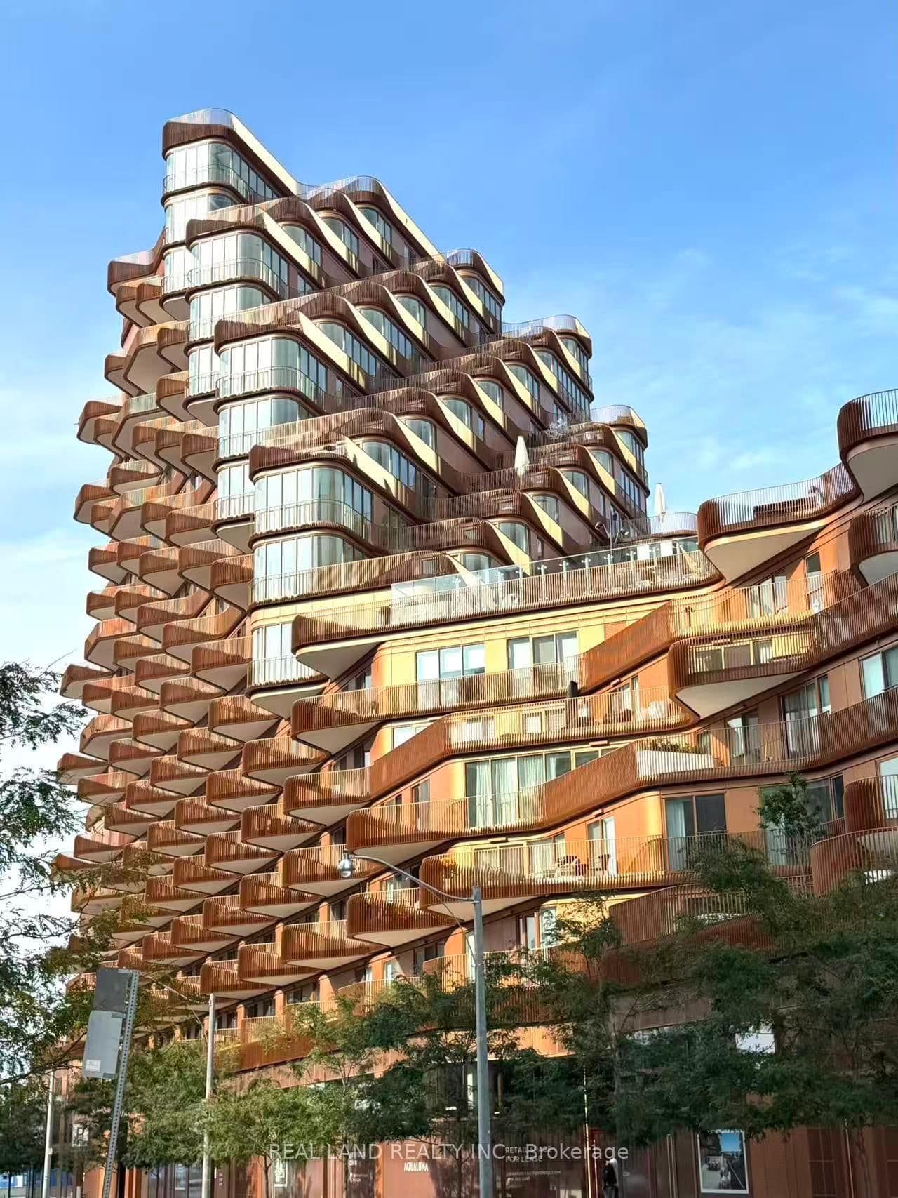 155 Merchants' Wharf, Unit 1027