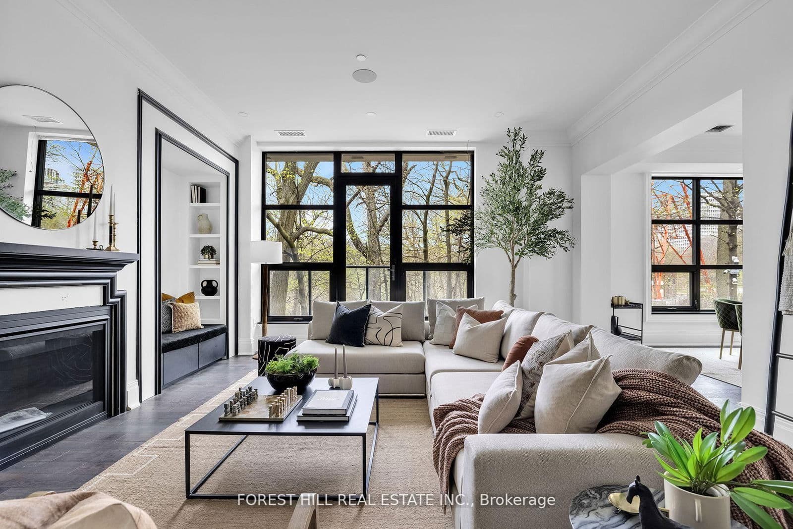 #303 - 200 Russell Hill Road