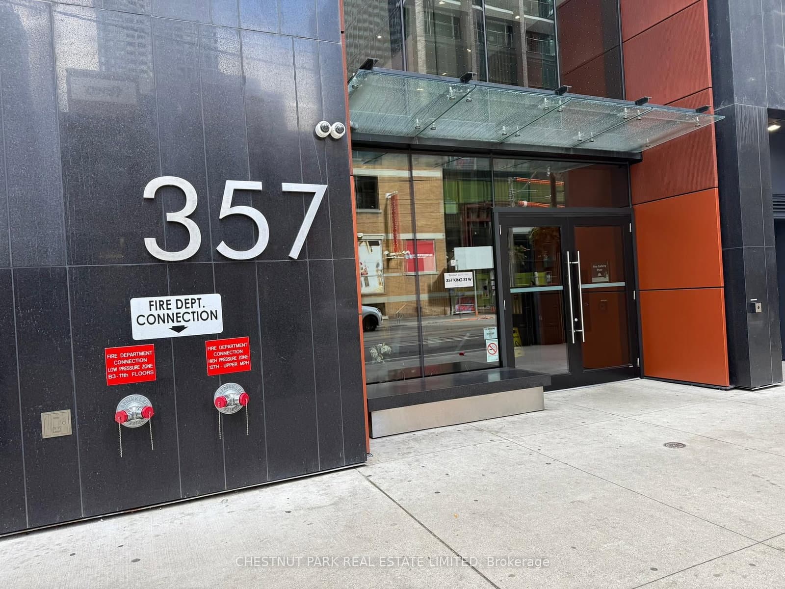 357 King Street W, Unit 1202