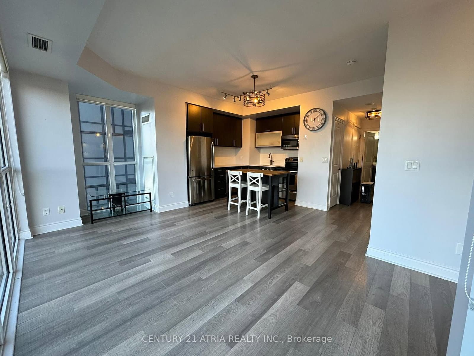 28 Ted Rogers Way, Unit 1912