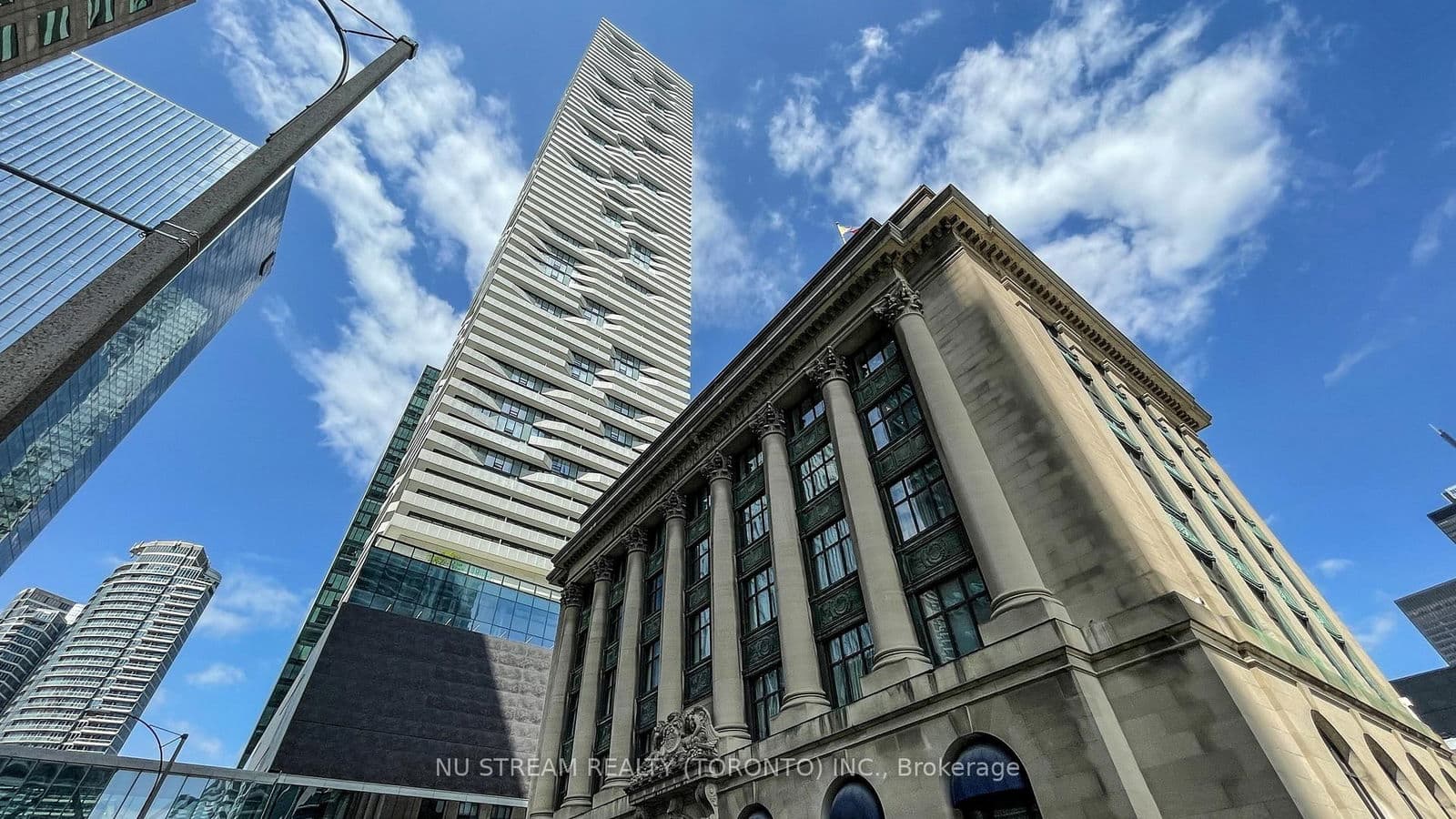 #PH101 - 100 Harbour Street