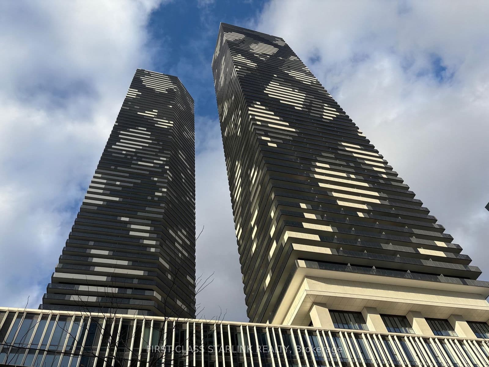 #5311 - 138 Downes Street