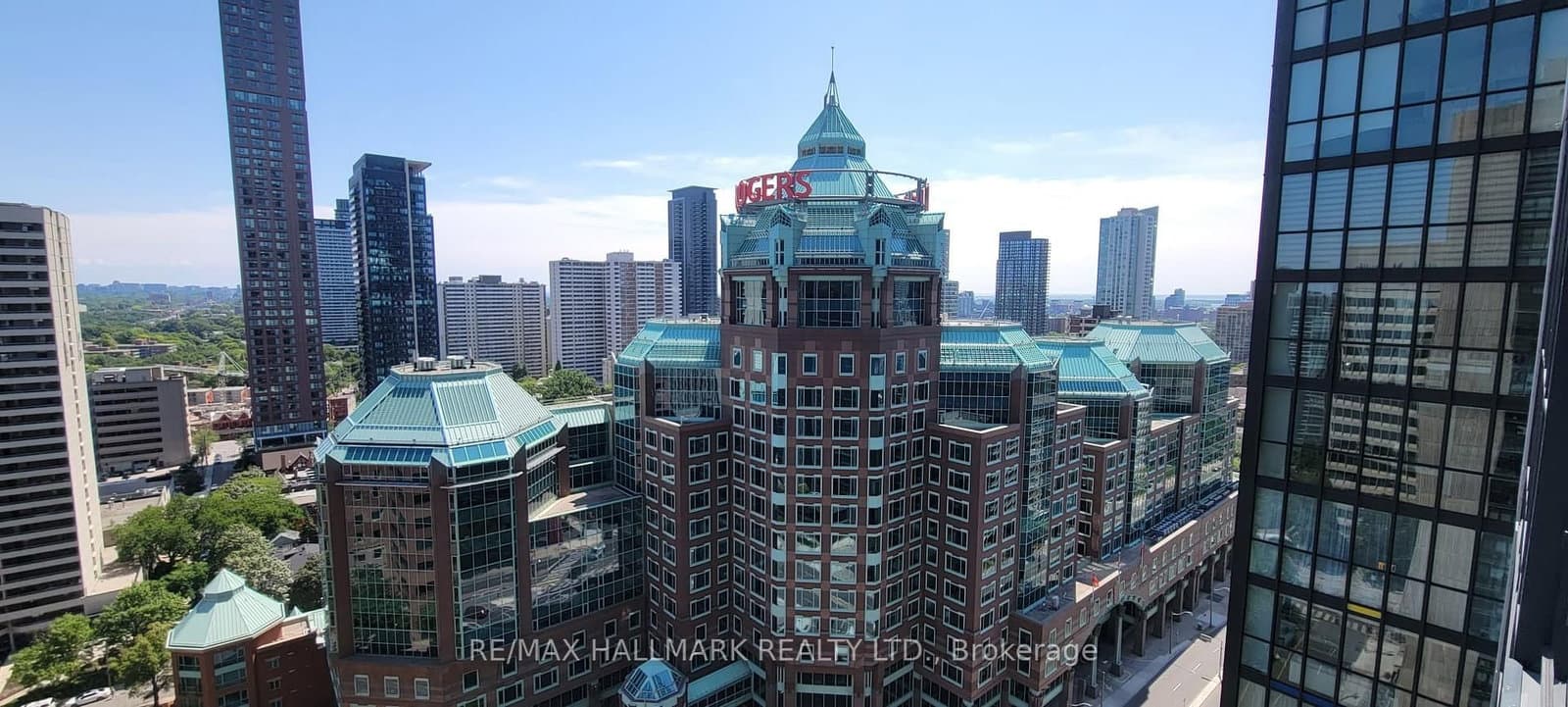 28 Ted Rogers Way, Unit 2301