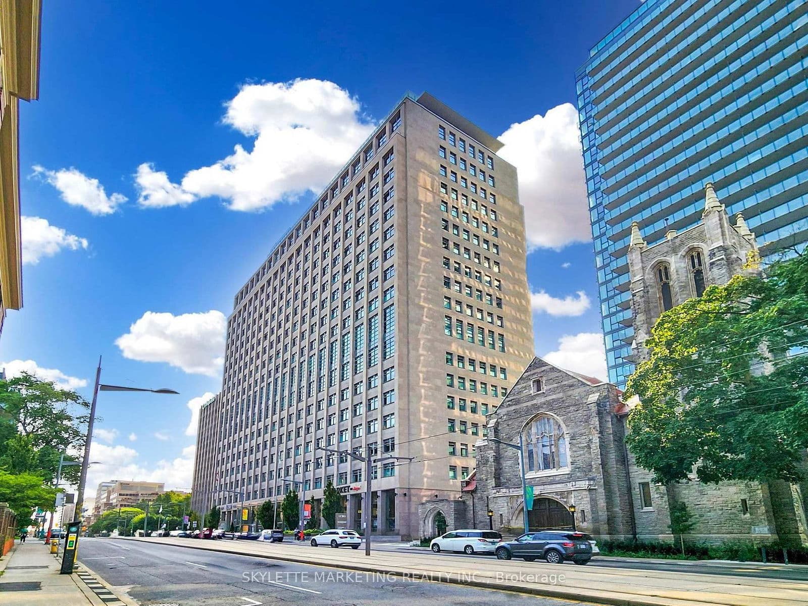 #1128 - 111 St Clair Avenue W