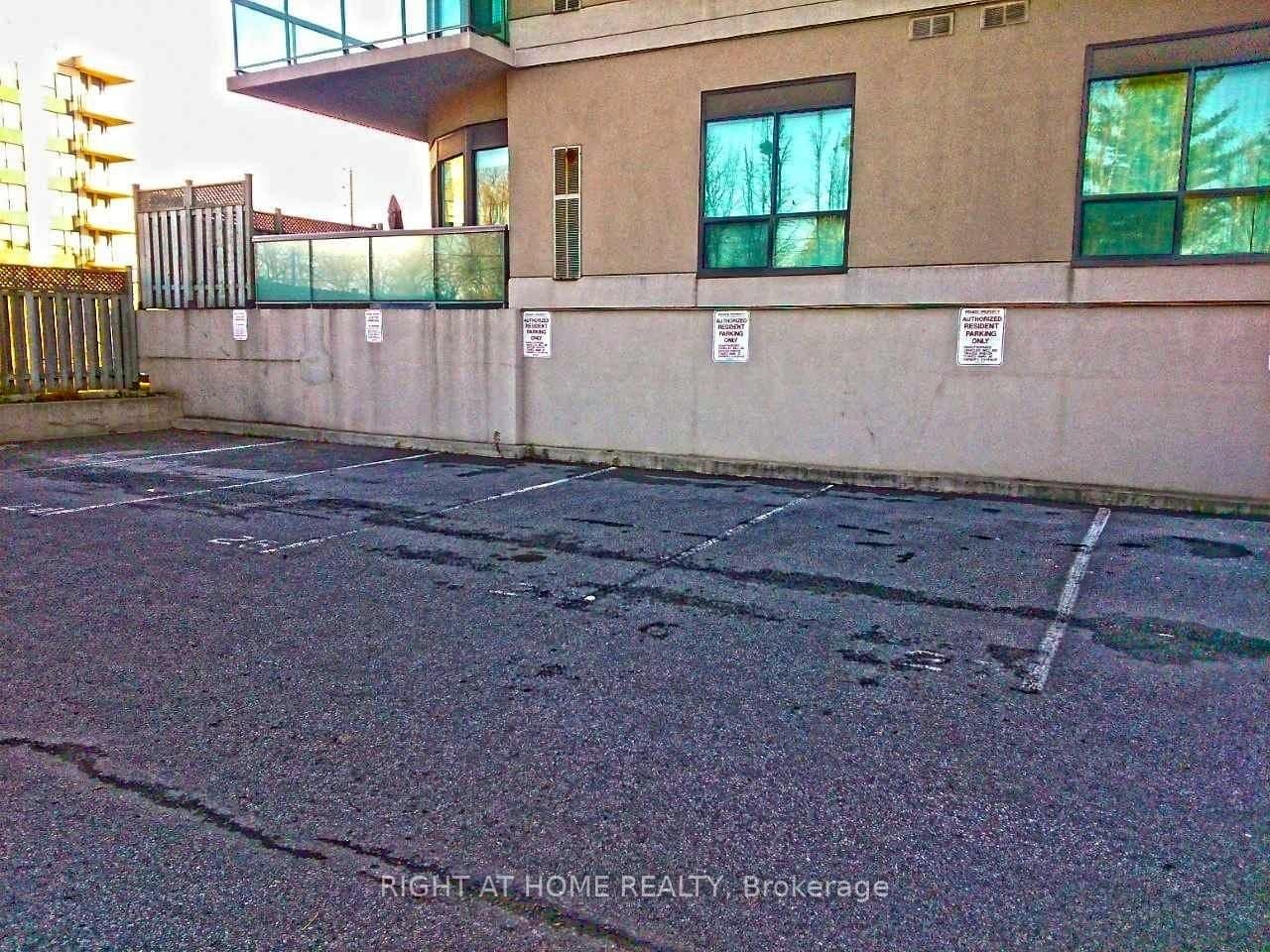 #Parking#: 8, 9, 10 - 890 Sheppard Avenue W