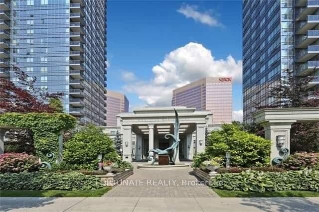 25 Greenview Avenue, Unit 2120