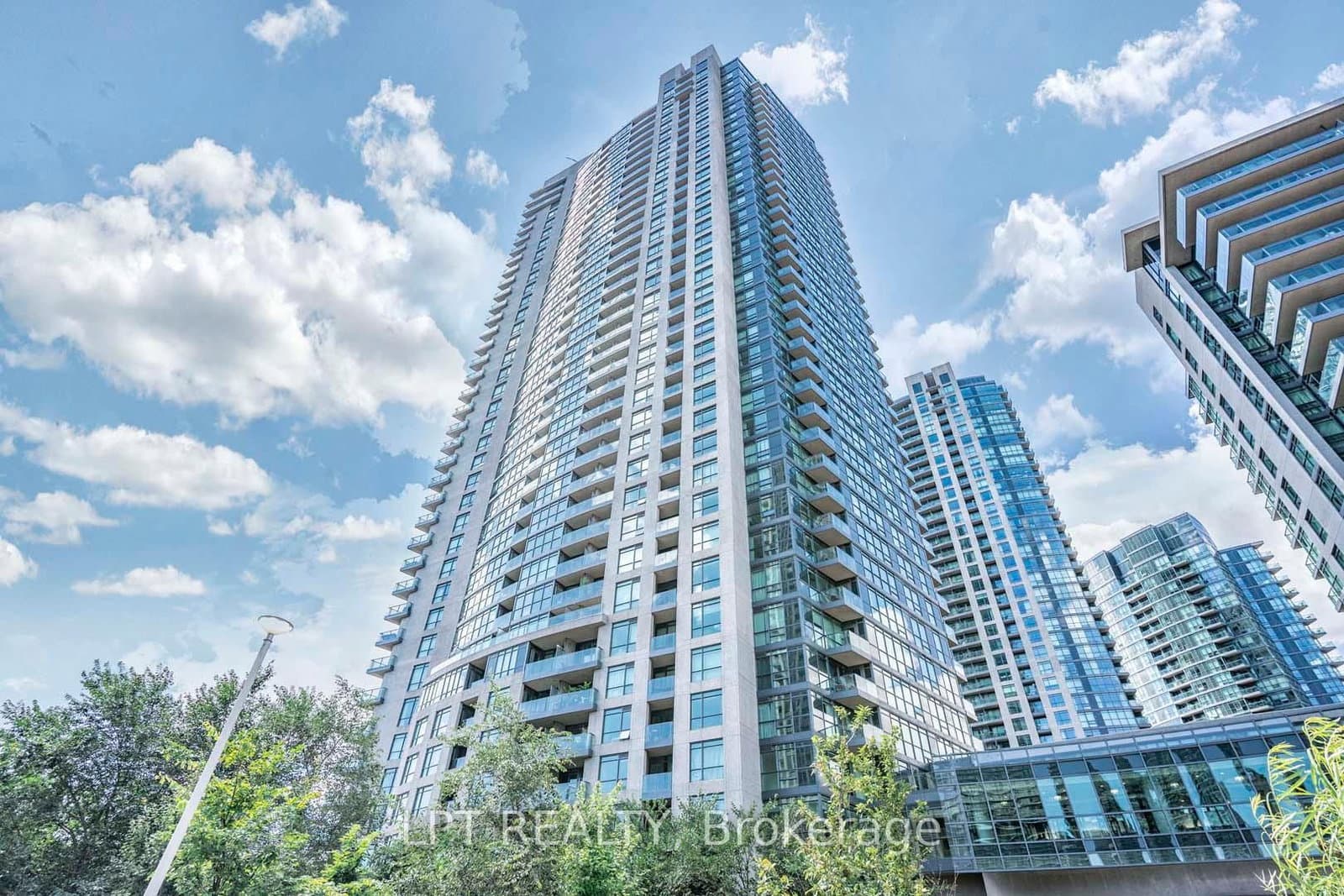 #217 - 215 Fort York Boulevard