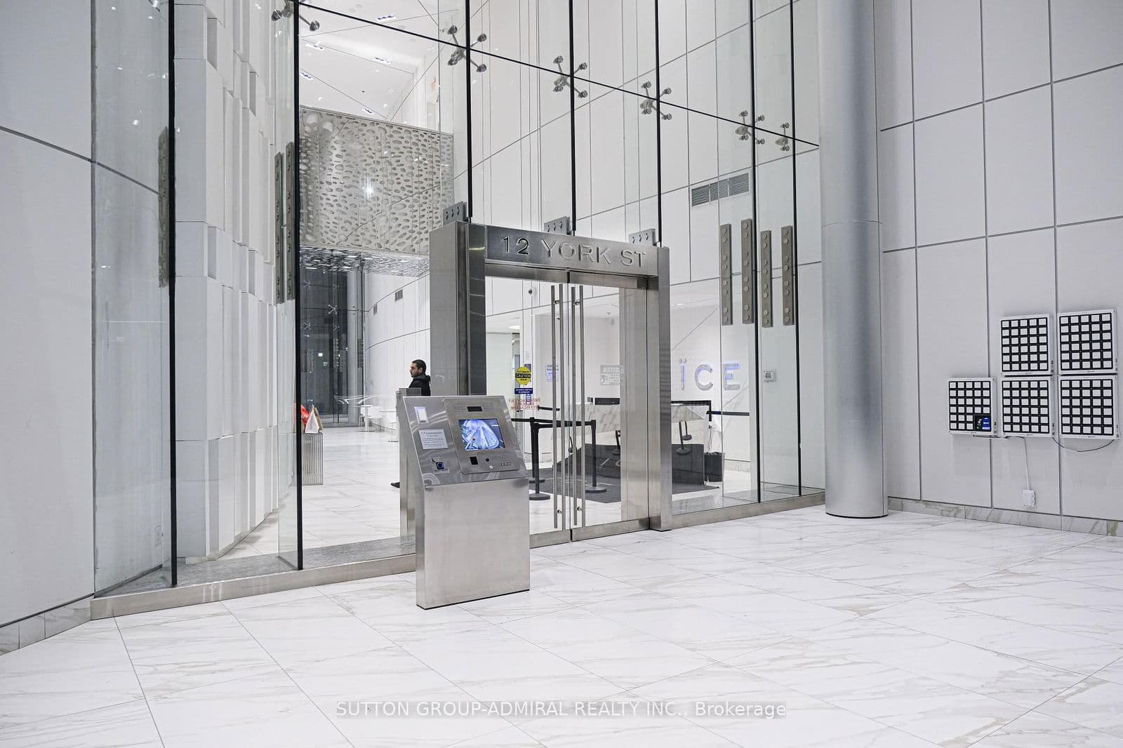 #4908 - 12 York Street