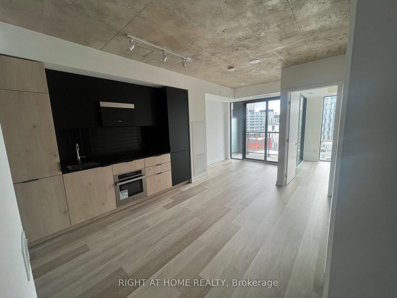 28 Eastern Avenue, Unit 911