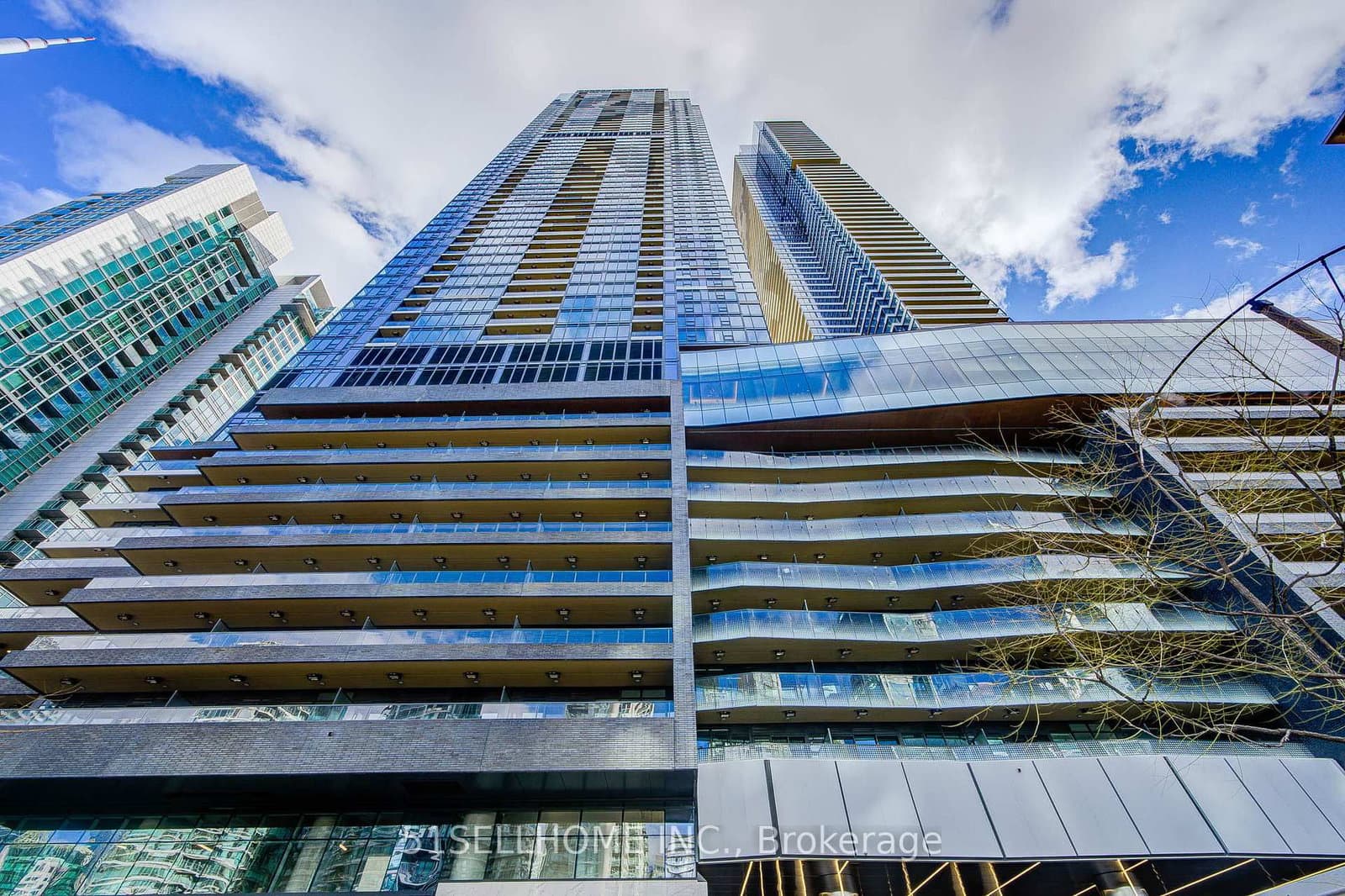 3 Concord Cityplace Way, Unit 2009