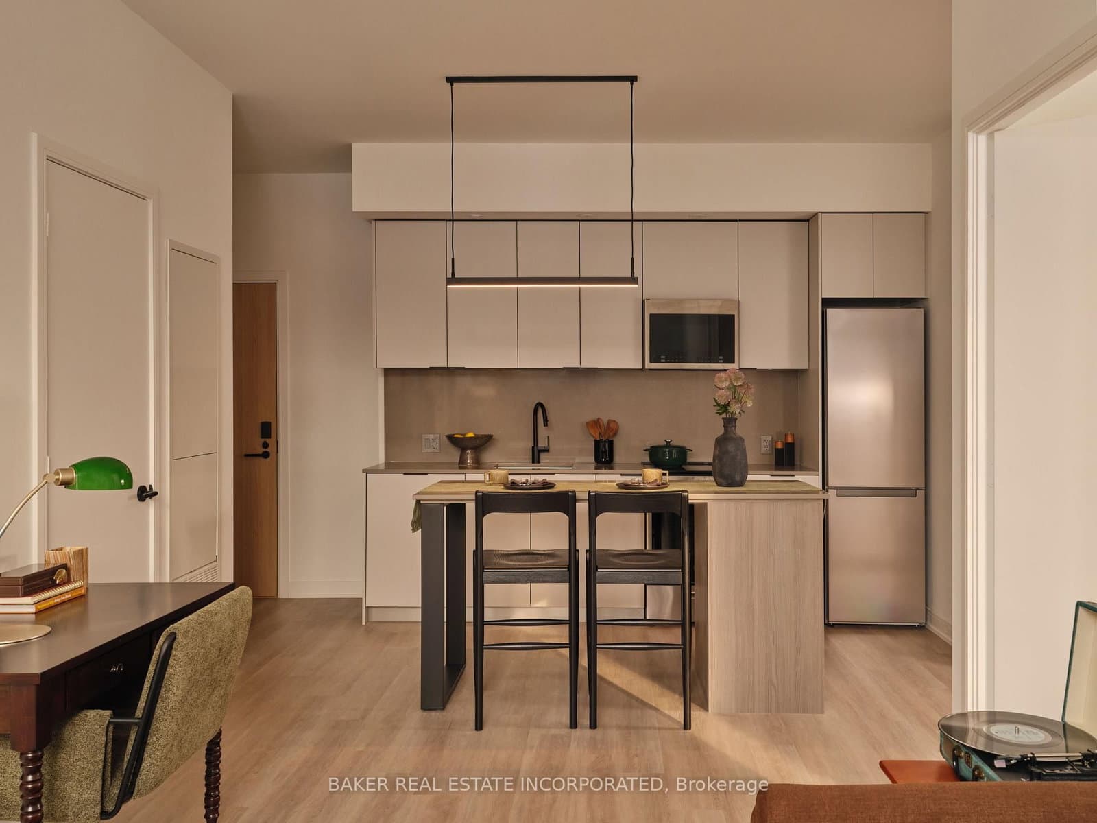 #338 - 65 Trinity Street