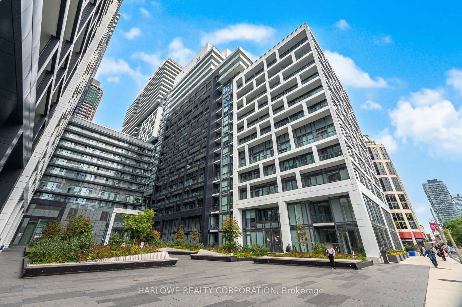 #105 Se - 60 Princess Street