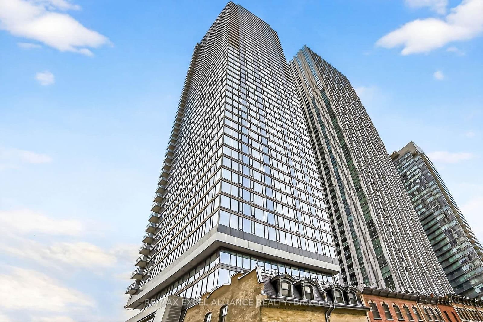 #2802 - 8 Cumberland Street