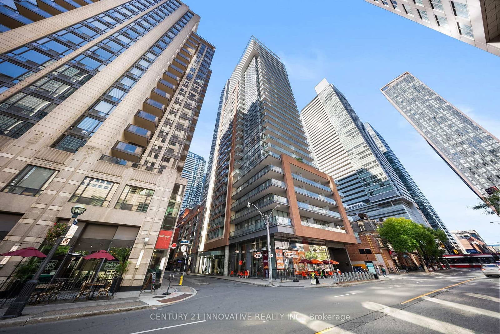 #507 - 8 Mercer Street