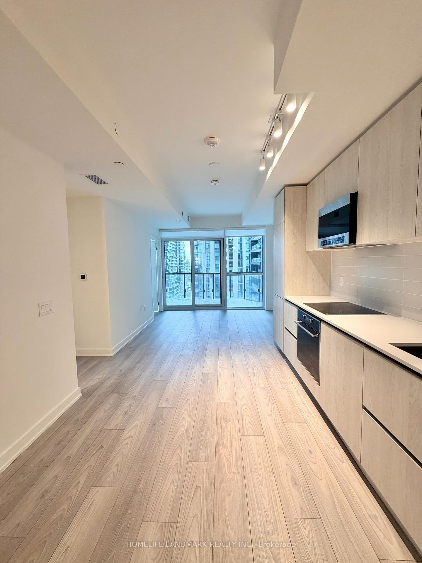 110 Broadway Avenue, Unit 1202