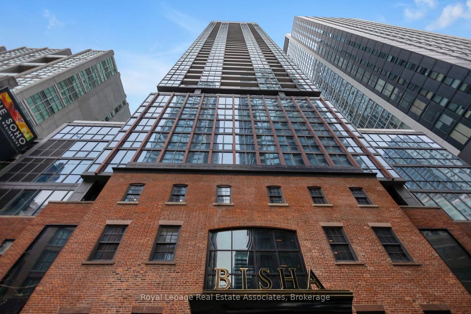 #1604 - 88 Blue Jays Way