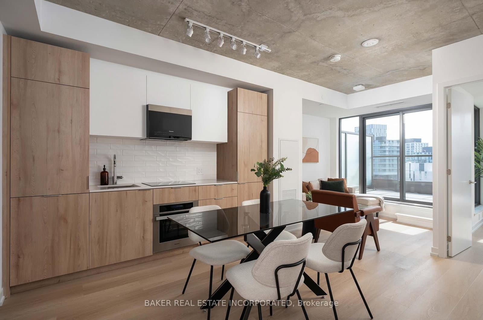 28 Eastern Avenue, Unit 813