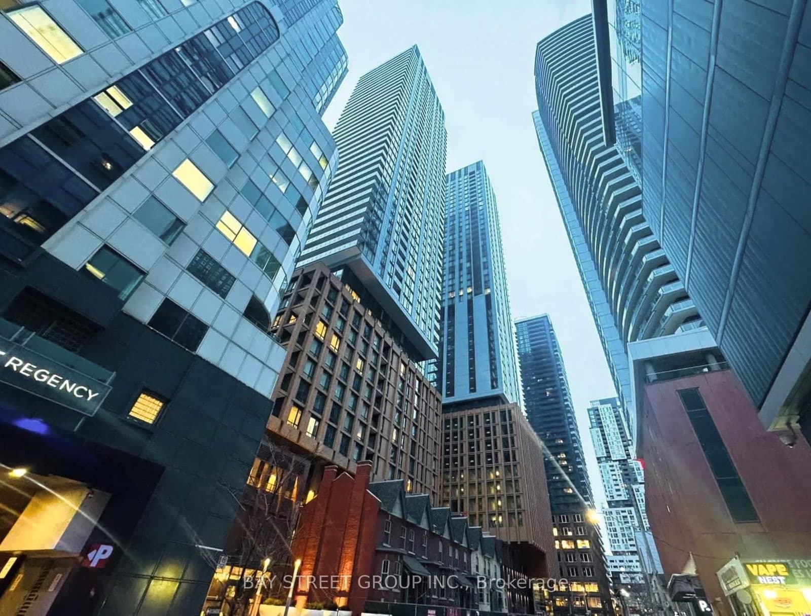 8 Widmer Street, Unit 2508