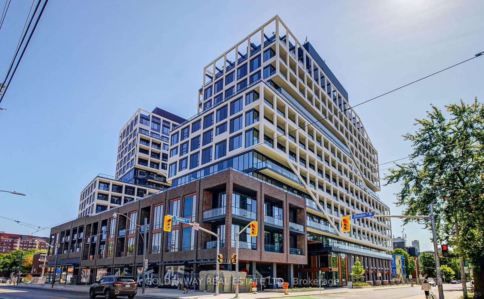 115 Denison Avenue, Unit 712